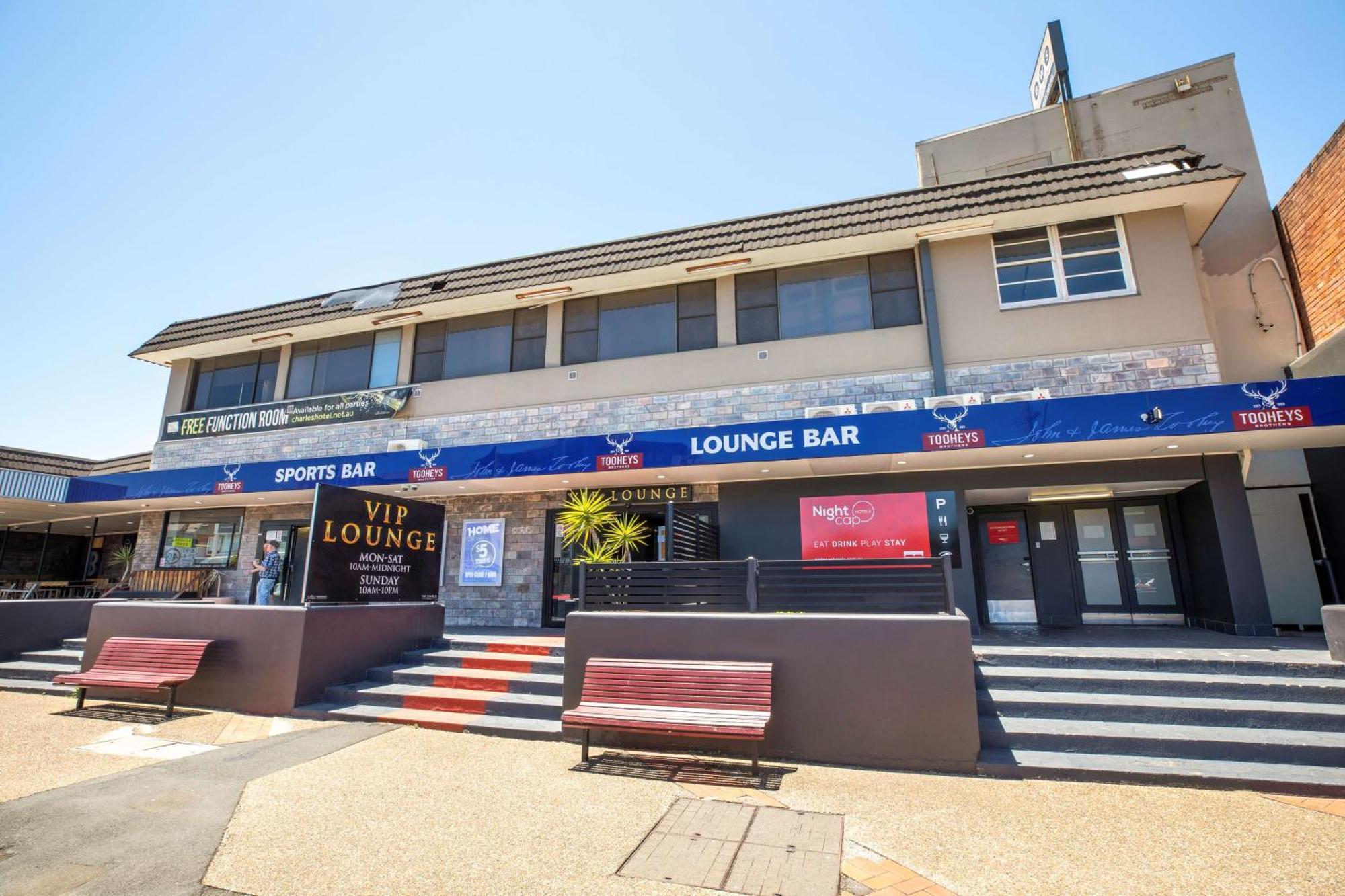 Nightcap At The Charles Hotel Wollongong Exterior photo